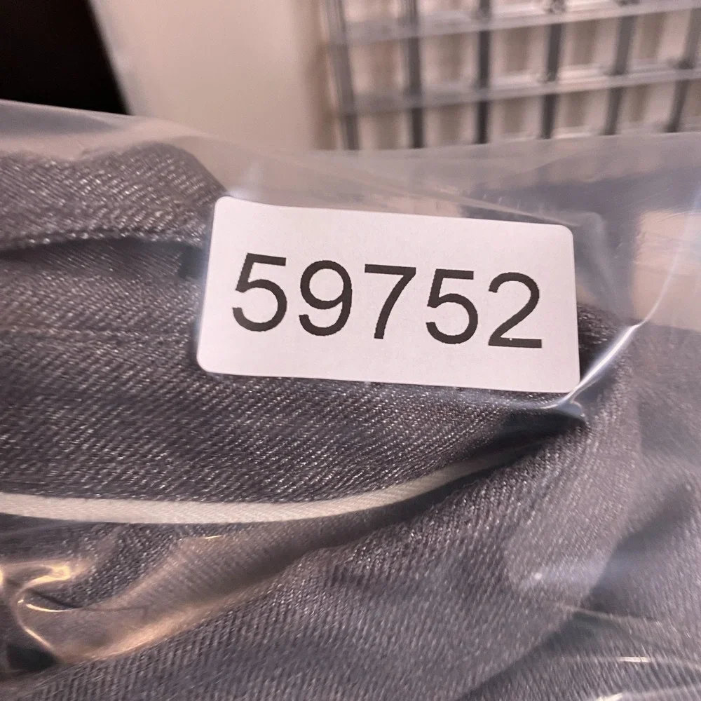 The North Face Shirt Mens Large Gray Midweight Long Sleeve Knit Everyday